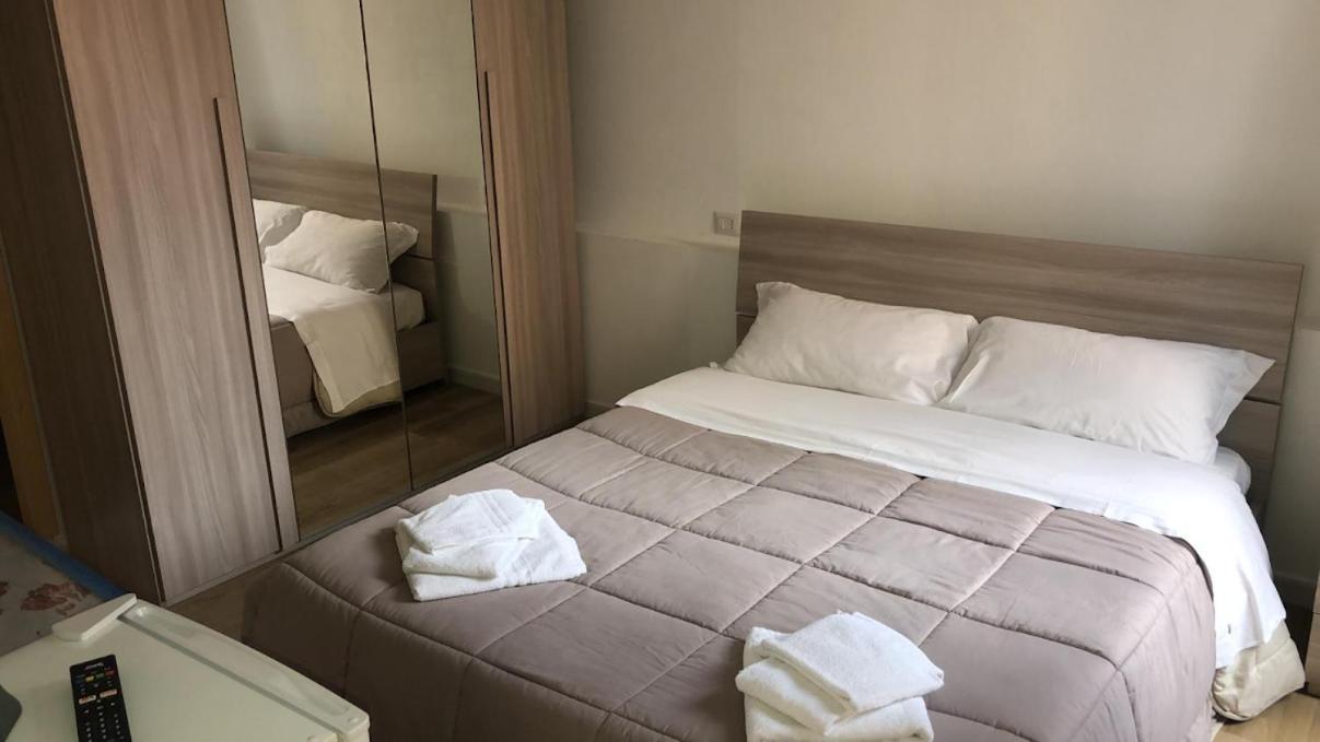 Locanda Genovese 20 La Maddalena  Zewnętrze zdjęcie